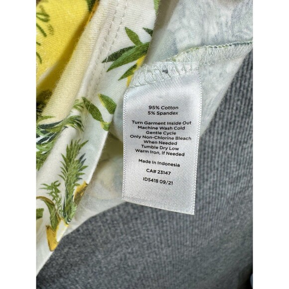 Talbots ‘The Talbots Tee’ Shirt Size PM Lemon Tree Print 3/4 Sleeve Bateau Neck - Picture 5 of 8